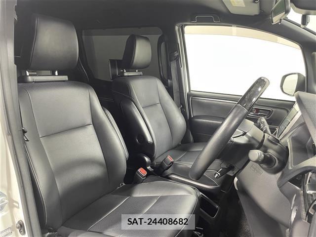 Toyota ESQUIRE 2019 8908768-22