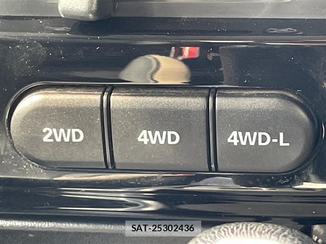 Suzuki JIMNY 2017 8932717-18