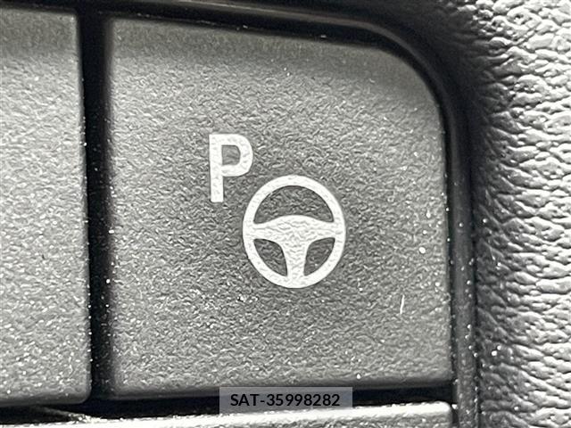 Toyota CROWN 2019 8680527-8
