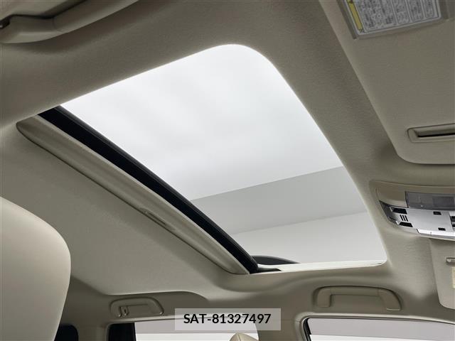 Toyota LAND CRUISER PRADO 2023 8907373-18