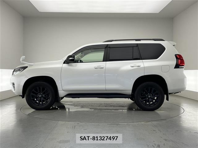 Toyota LAND CRUISER PRADO 2023 8907373-20