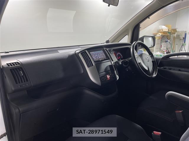 Nissan SERENA 2009 8926372-2