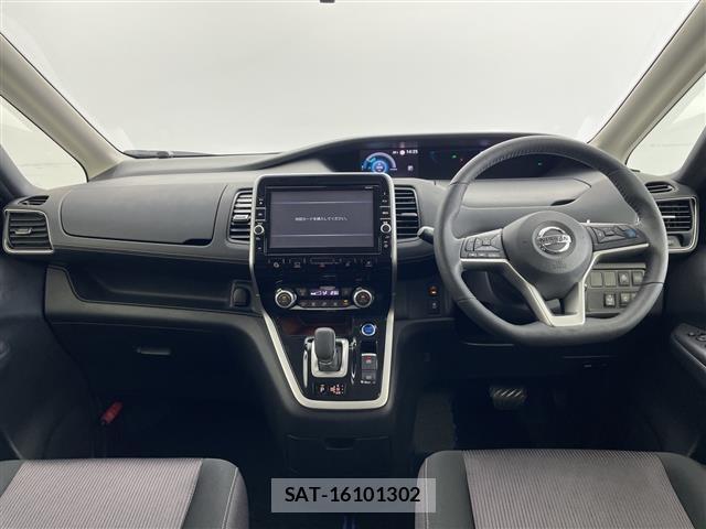 Nissan SERENA 2018 8926397-16