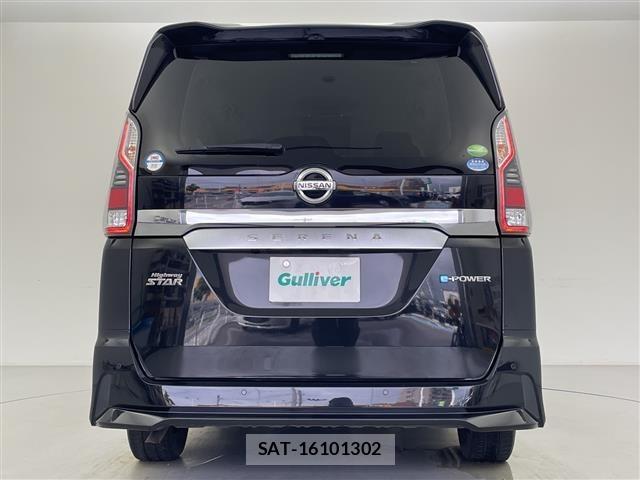 Nissan SERENA 2018 8926397-20