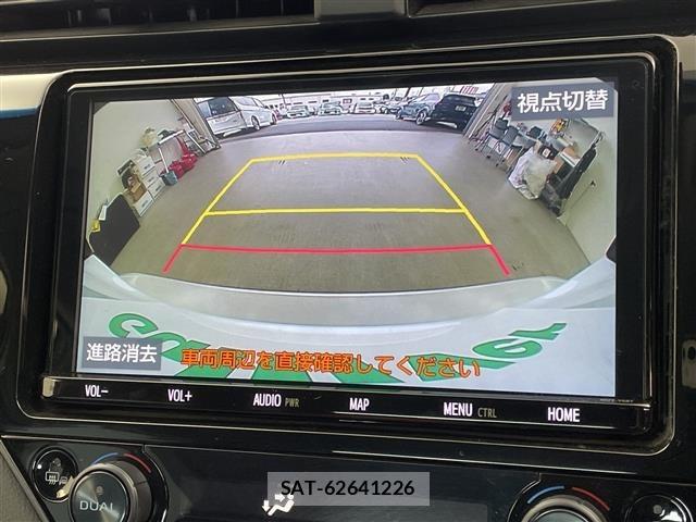 Toyota CAMRY 2018 8885354-16