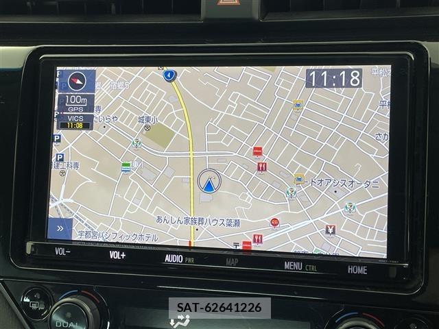 Toyota CAMRY 2018 8885354-17