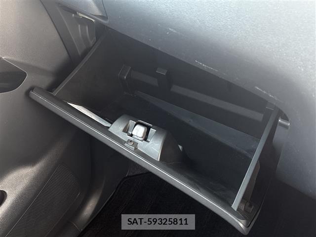 Nissan ROOX 2013 8903051-11
