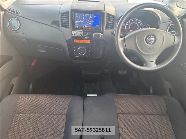 Nissan ROOX 2013 8903051-15