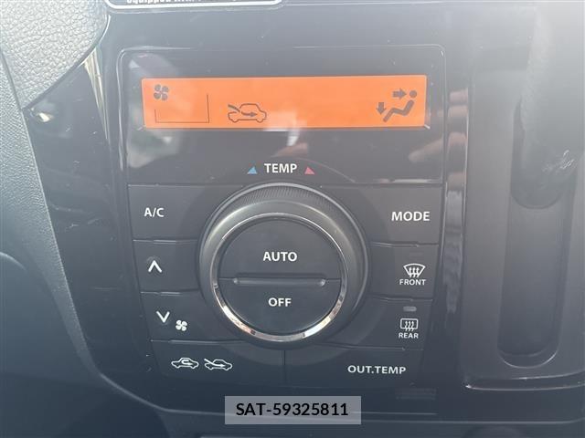 Nissan ROOX 2013 8903051-7