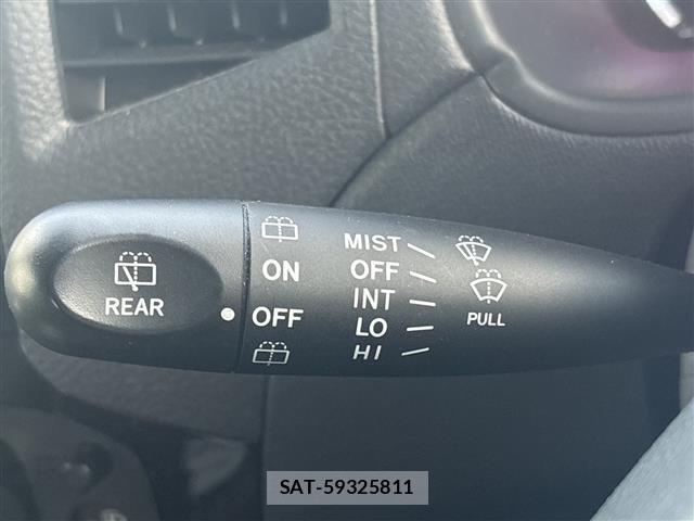 Nissan ROOX 2013 8903051-9