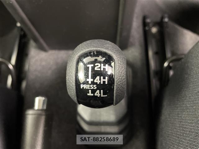 Suzuki JIMNY 2025 8932741-17