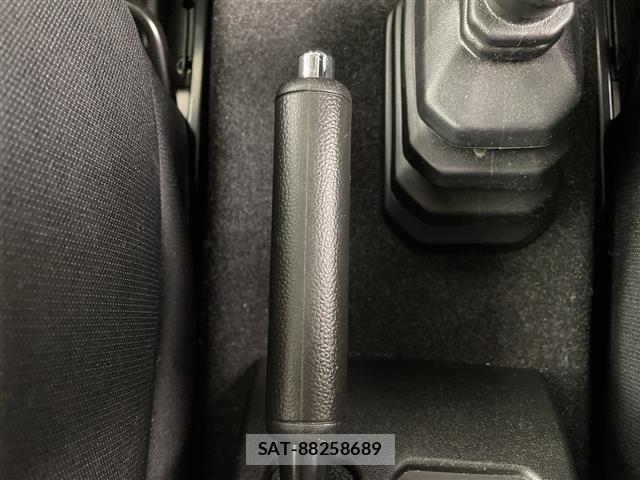 Suzuki JIMNY 2025 8932741-18