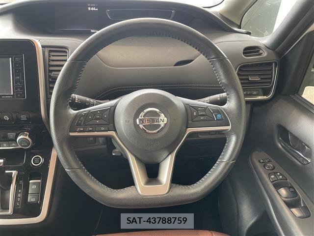 Nissan SERENA 2018 8671728-19