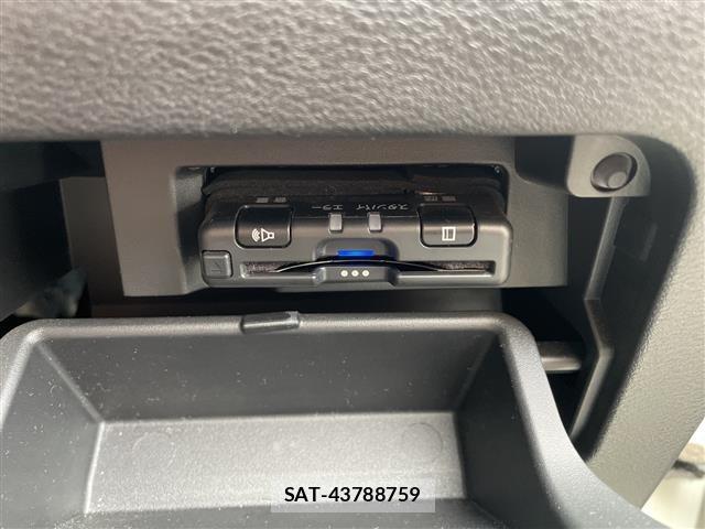 Nissan SERENA 2018 8671728-2