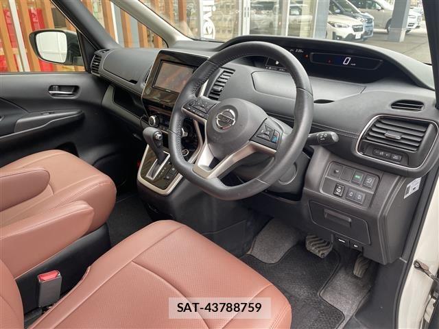 Nissan SERENA 2018 8671728-6