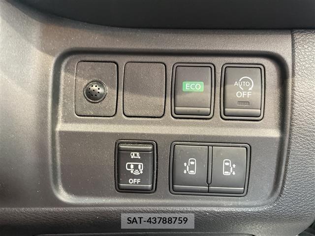 Nissan SERENA 2018 8671728-7