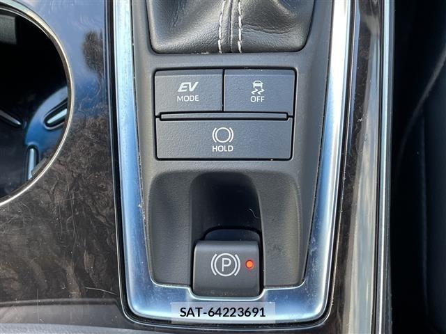 Toyota CROWN 2018 8680528-6
