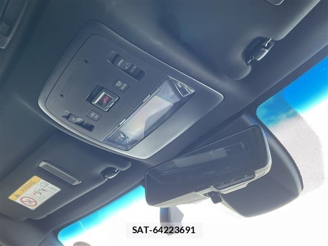 Toyota CROWN 2018 8680528-8