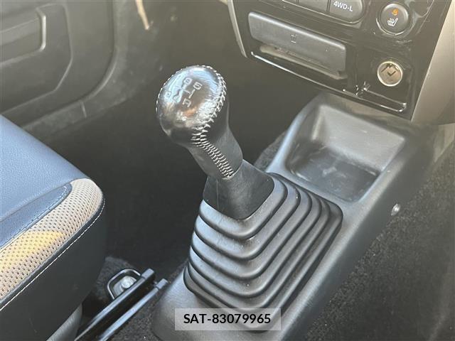 Suzuki JIMNY 2016 8932742-27