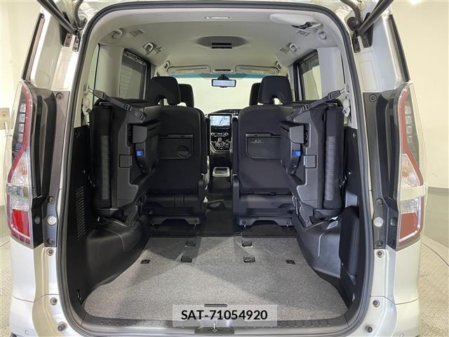Nissan SERENA 2021 8926418-12