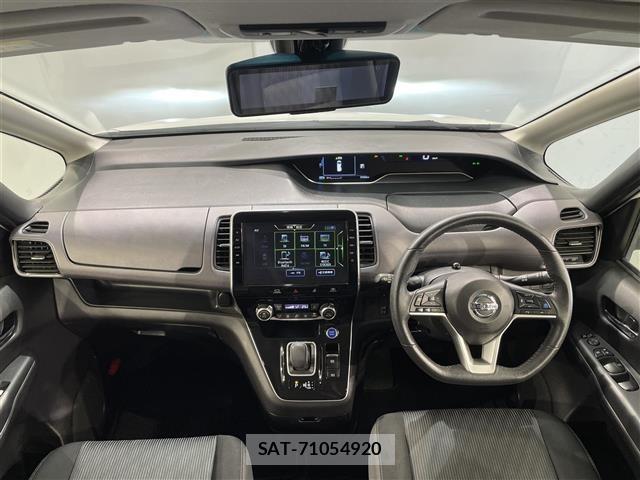 Nissan SERENA 2021 8926418-15