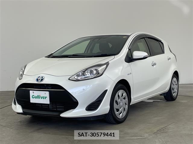 Toyota AQUA 2018 8705617-15