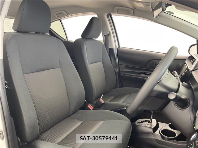 Toyota AQUA 2018 8705617-3