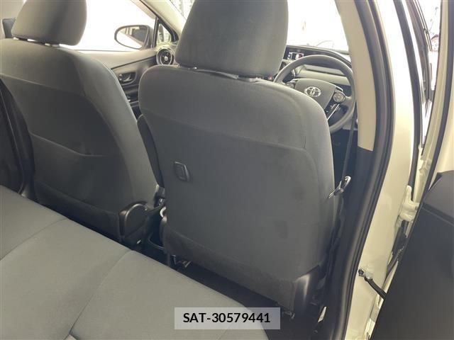 Toyota AQUA 2018 8705617-5