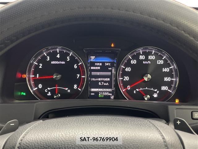 Toyota CROWN 2017 8680529-12