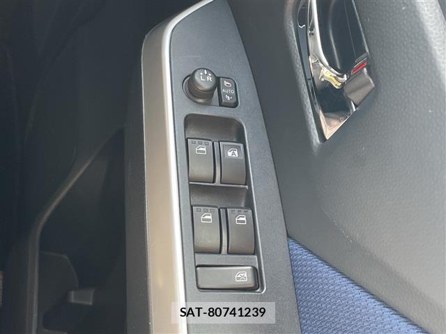 Toyota ROOMY 2018 8692436-11
