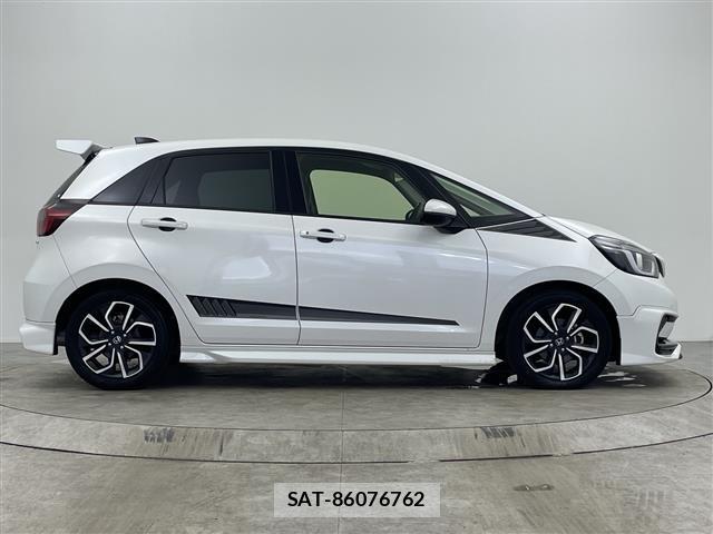 Honda FIT 2020 8921840-12