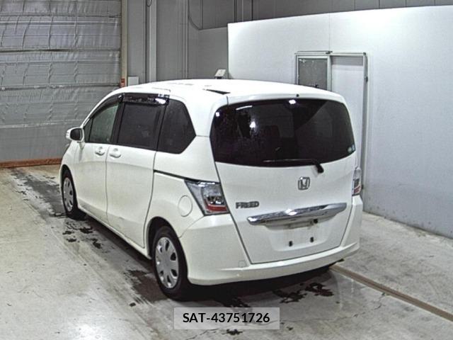 Honda FREED 2013 8716544-1