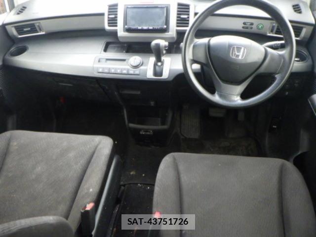 Honda FREED 2013 8716544-3