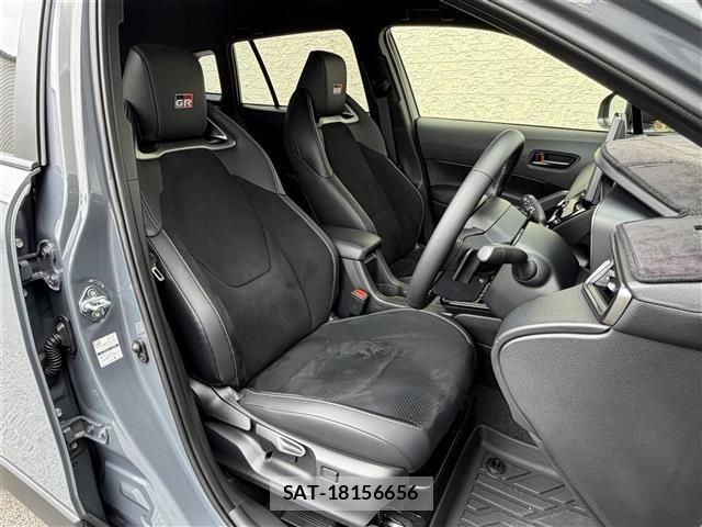 Toyota COROLLA CROSS 2026 8906475-9