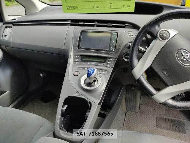 Toyota PRIUS 2010 8691817-6