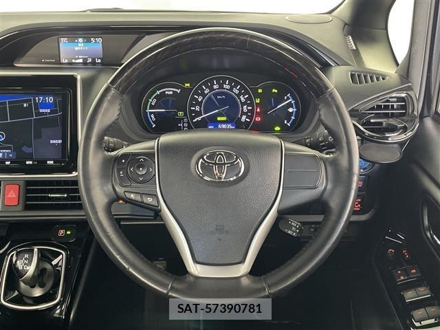 Toyota NOAH 2021 8683521-11