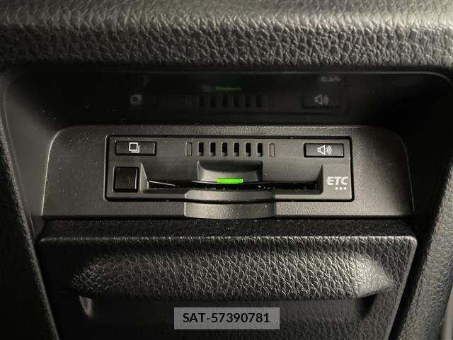 Toyota NOAH 2021 8683521-9