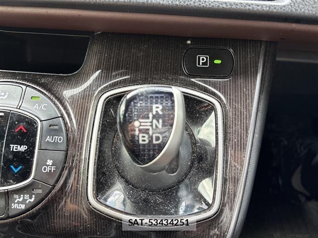 Toyota ESQUIRE 2017 8908771-11