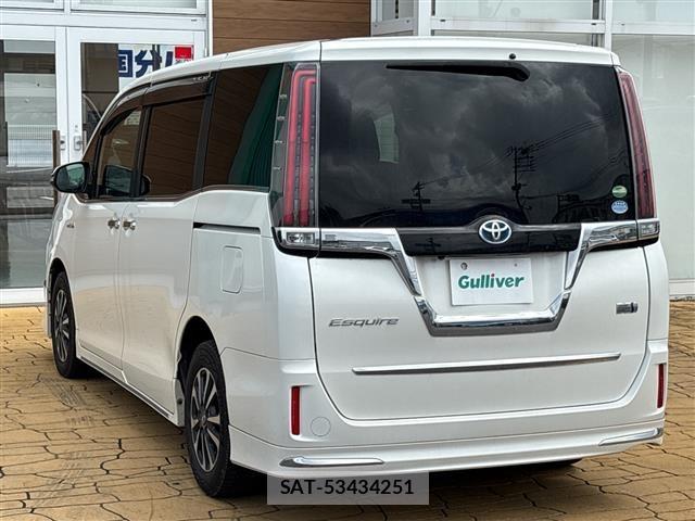 Toyota ESQUIRE 2017 8908771-13