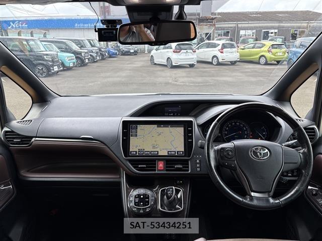 Toyota ESQUIRE 2017 8908771-14