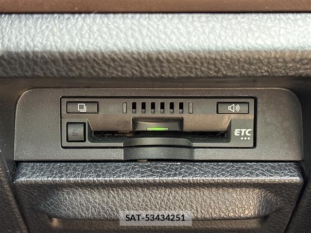 Toyota ESQUIRE 2017 8908771-8
