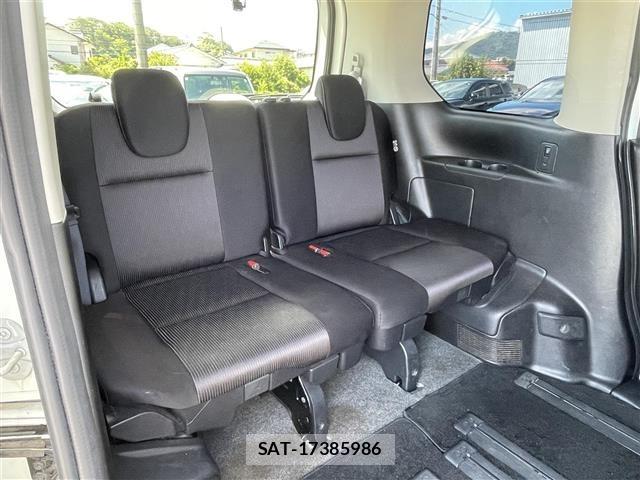 Nissan SERENA 2016 8926465-11
