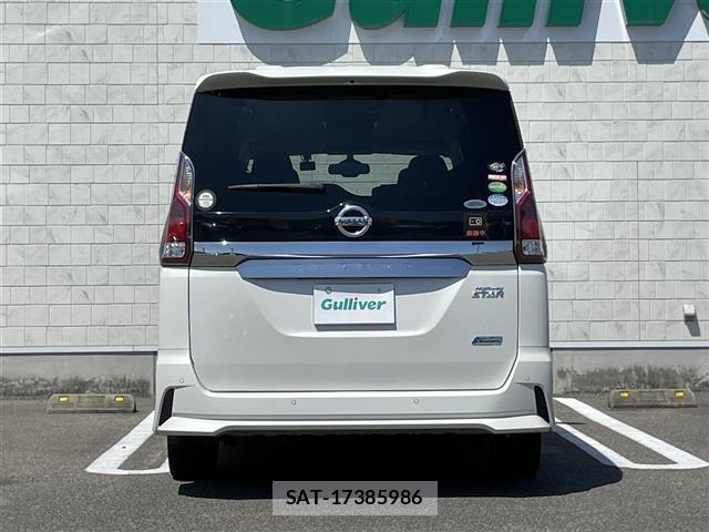 Nissan SERENA 2016 8926465-16