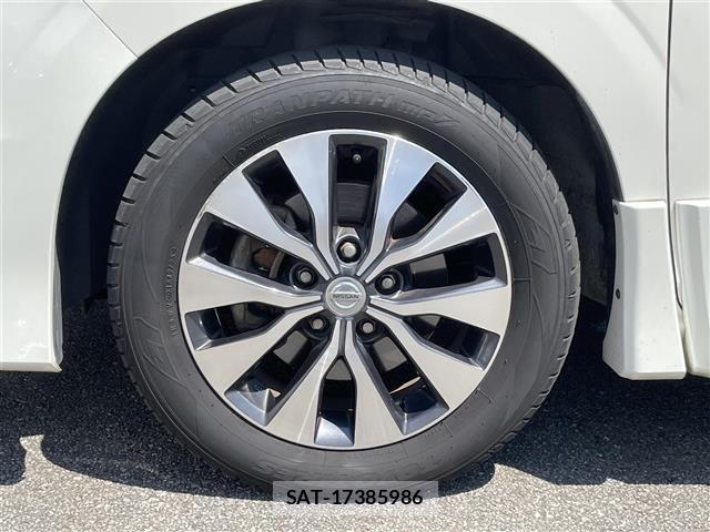 Nissan SERENA 2016 8926465-3