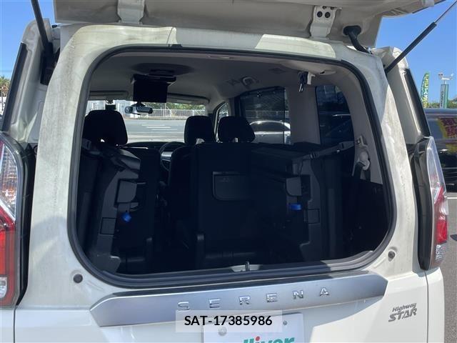 Nissan SERENA 2016 8926465-6