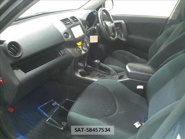Toyota VANGUARD 2013 8823261-3