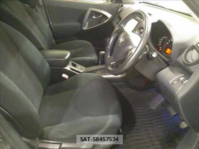 Toyota VANGUARD 2013 8823261-4