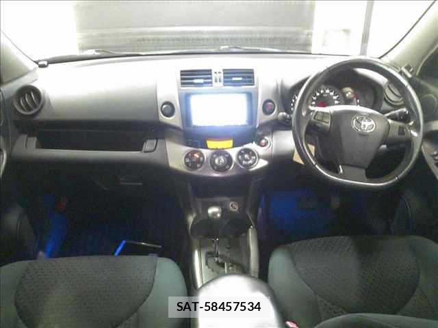 Toyota VANGUARD 2013 8823261-5