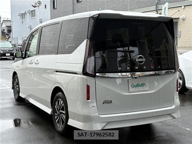 Nissan SERENA 2024 8926466-1