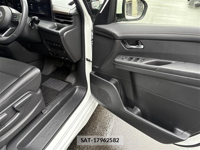 Nissan SERENA 2024 8926466-12